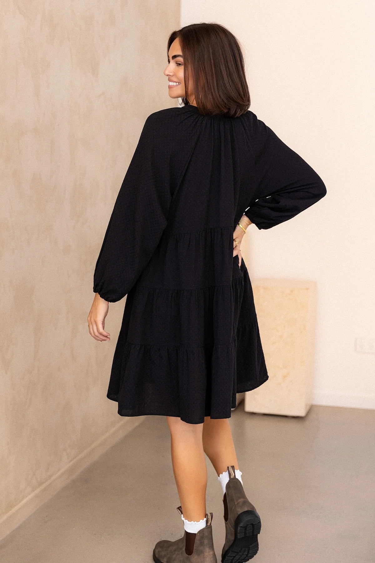 Isla Dress - Noir - Image 11